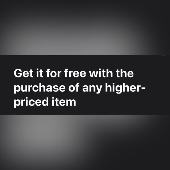 Nyna Cream White Shorts - Picture 7 of 7